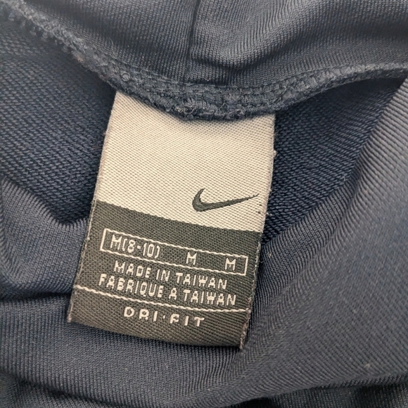 Nike Dri Fit Black Athletic Shirt M 8/10 - Picture 5 of 5